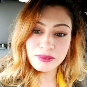 Meet your Posher, Khadije